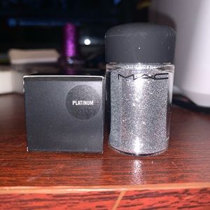 Mac glitter sliver glitter pigment